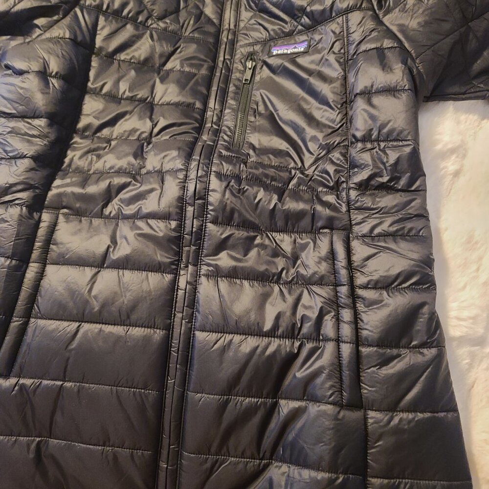 Patagonia Women's Parka - Picture 2 of 6